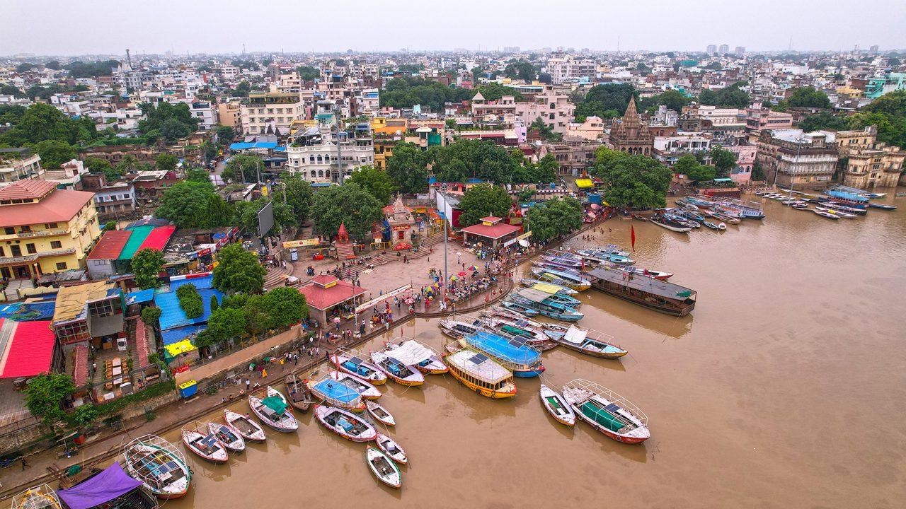 Hyderabad to Kashi Ayodhya Prayagraj Flight Package 4 Days